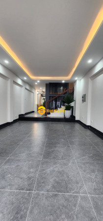 Siêu phẩm trung tâm hồng tiến bồ đề lâm du