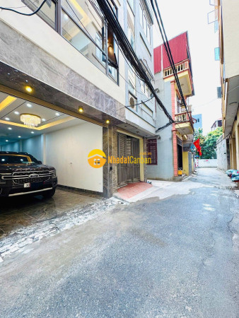 Bán nhà mới bát khối, đối diện aeon long biên 6 tầng x 52m2, thang máy, đường thông rộng