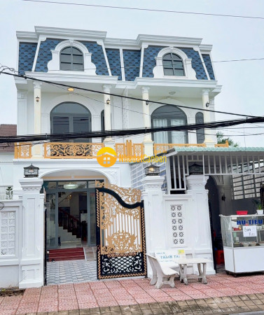 Nhà mới xây mặt tiền trục chính khu hoàng hảo,tpvl