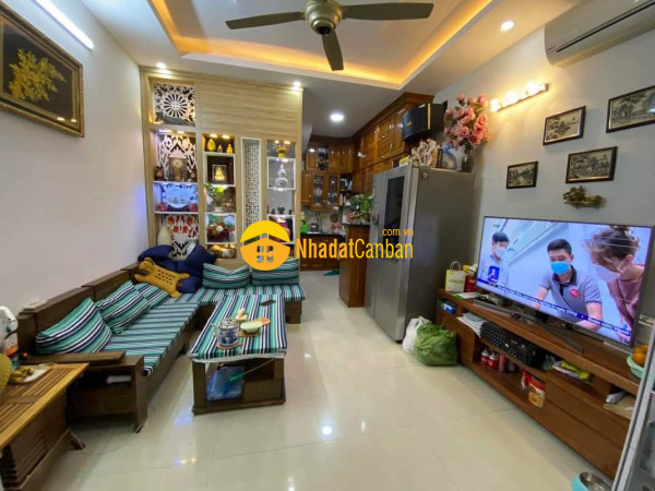 Mặt phố triệu việt vương sầm uất gần trần nhân tông 36m2x5t chỉ 21.38 tỷ. lh 0989.62.6116