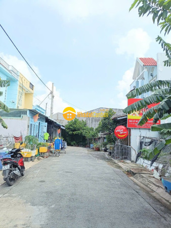 Bán gấp lô đất gần chợ thới tam thôn 81m2 giá chỉ 1 tỷ 560 tr gọi xem đất