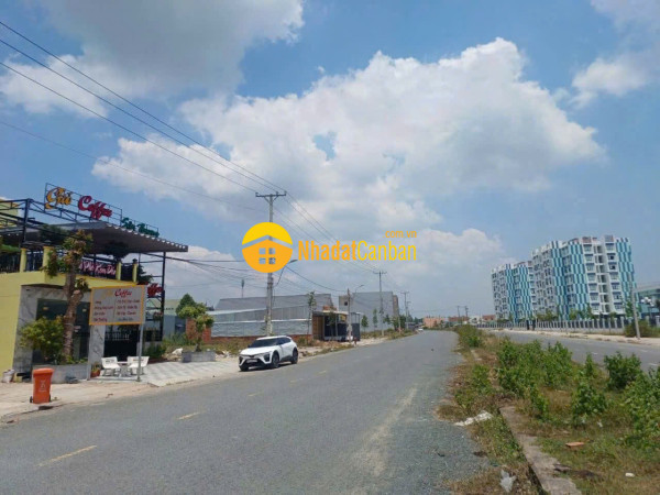 Bán nền đường số 5 kdc đông phú kế bên trục chính 9a đối diện khu chung cư nhiệt điện lộ lớn