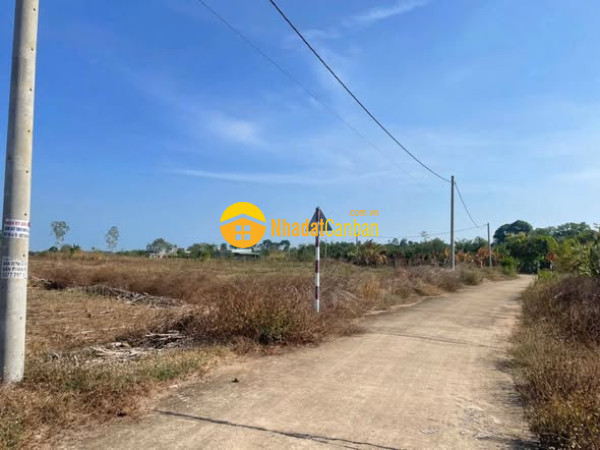 Bán gấp lô đất biệt thự đá bạc châu đức brvt