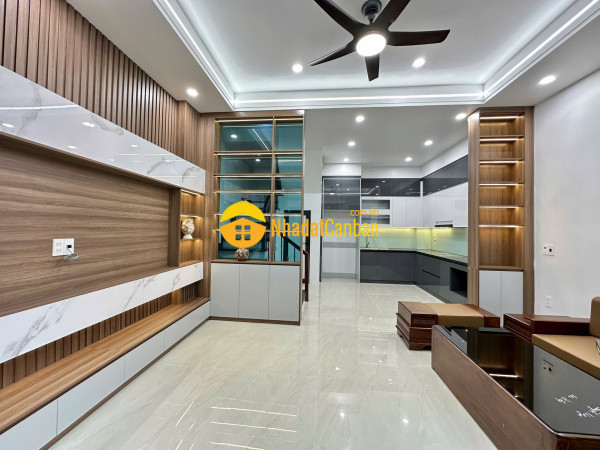 Bán căn nhà 4 tầng ngõ đường điện biên phủ, ph bình hàn, tp hd, 41m2, mt 5.2m, 3 ngủ, 3 vs